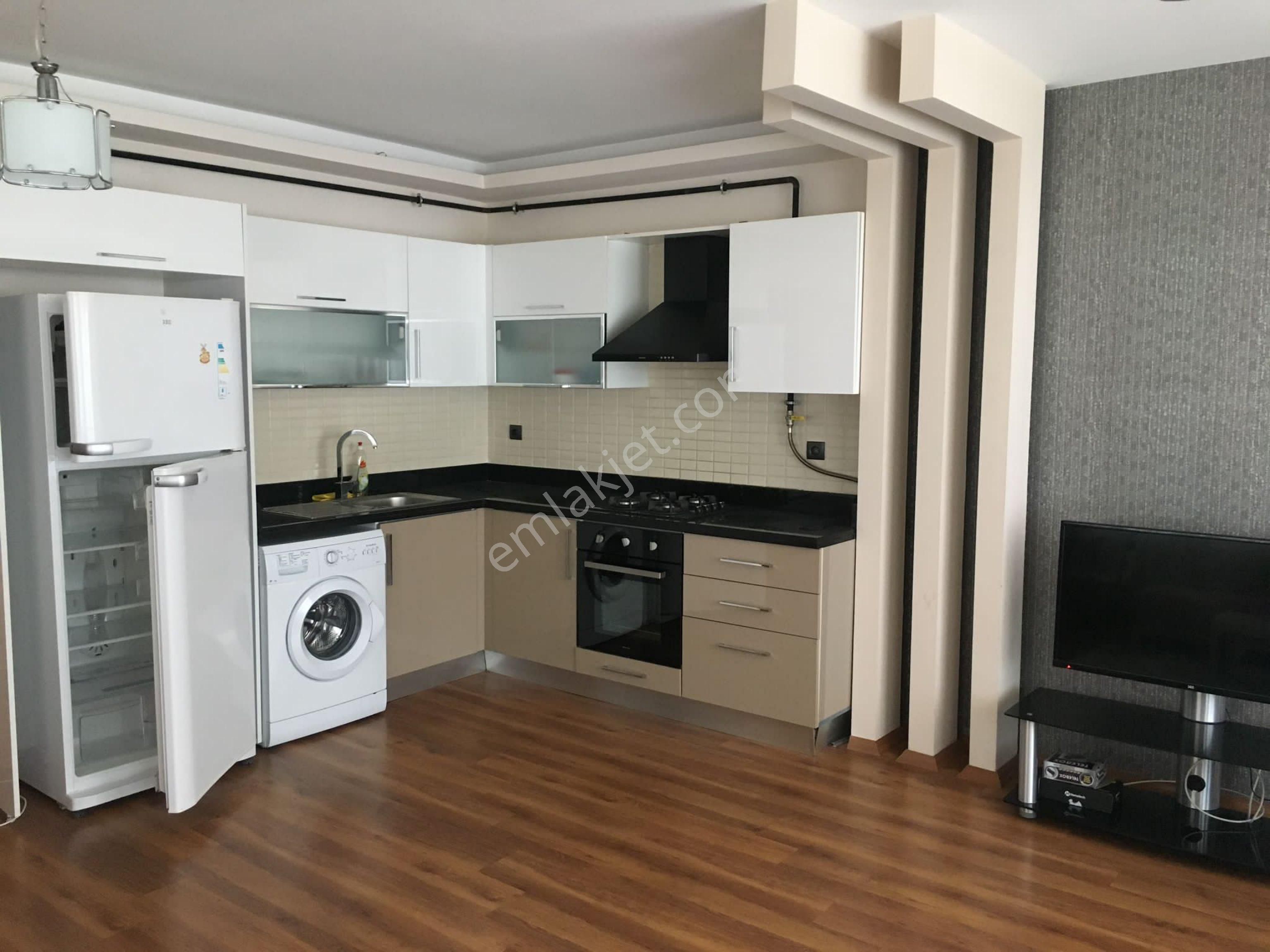 Seyhan Pınar Kiralık Daire Pınar Mh Havuzlu Sitede Full Eşyalı 1+1 Kiralık Lüks Daire