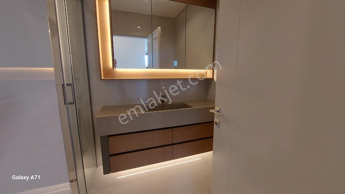 Eyüpsultan Mimar Sinan Kiralık Daire Maya Kemer Evleri-2 Sitesinde Sıfır Boş Kiralık 1+1 Daire