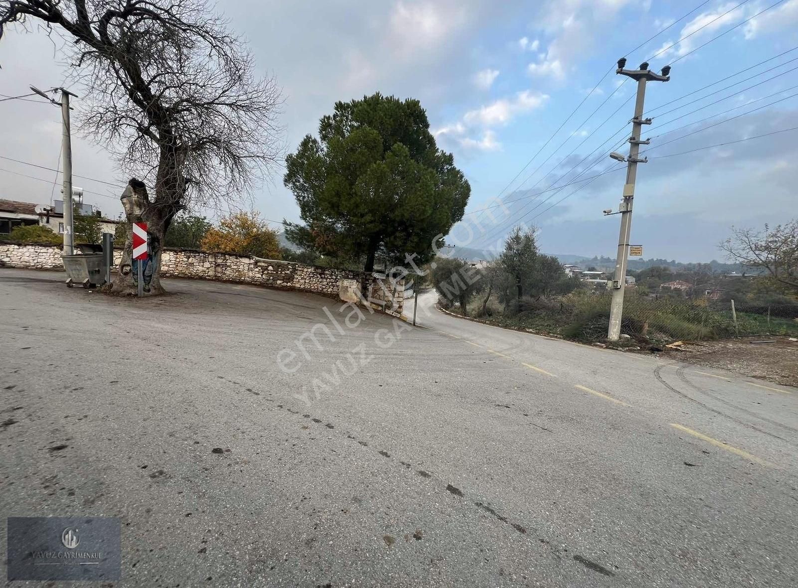 Menderes Çatalca Satılık Tarla Yavuz'dan Çatalca Mah. Ana Yola Sıfır Tek Tapu Tarla