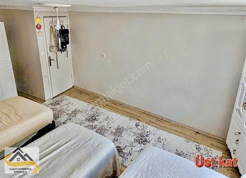 Sultangazi Esentepe Satılık Daire Alaçatı Dan Esentepe Mah.nde 320 M2 6+2 Köşe Çift Cephe Dubleks