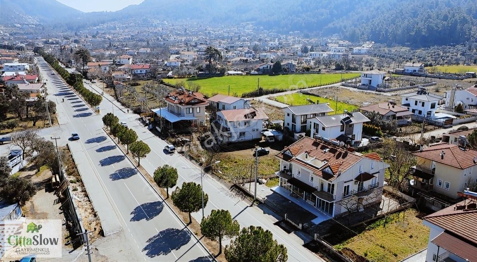 Fethiye Yeşilüzümlü Satılık Ticari İmarlı Cittaslow'dan Üzümlü'de 500m2 %30/60 Ticari + Konut İmarlı Arsa