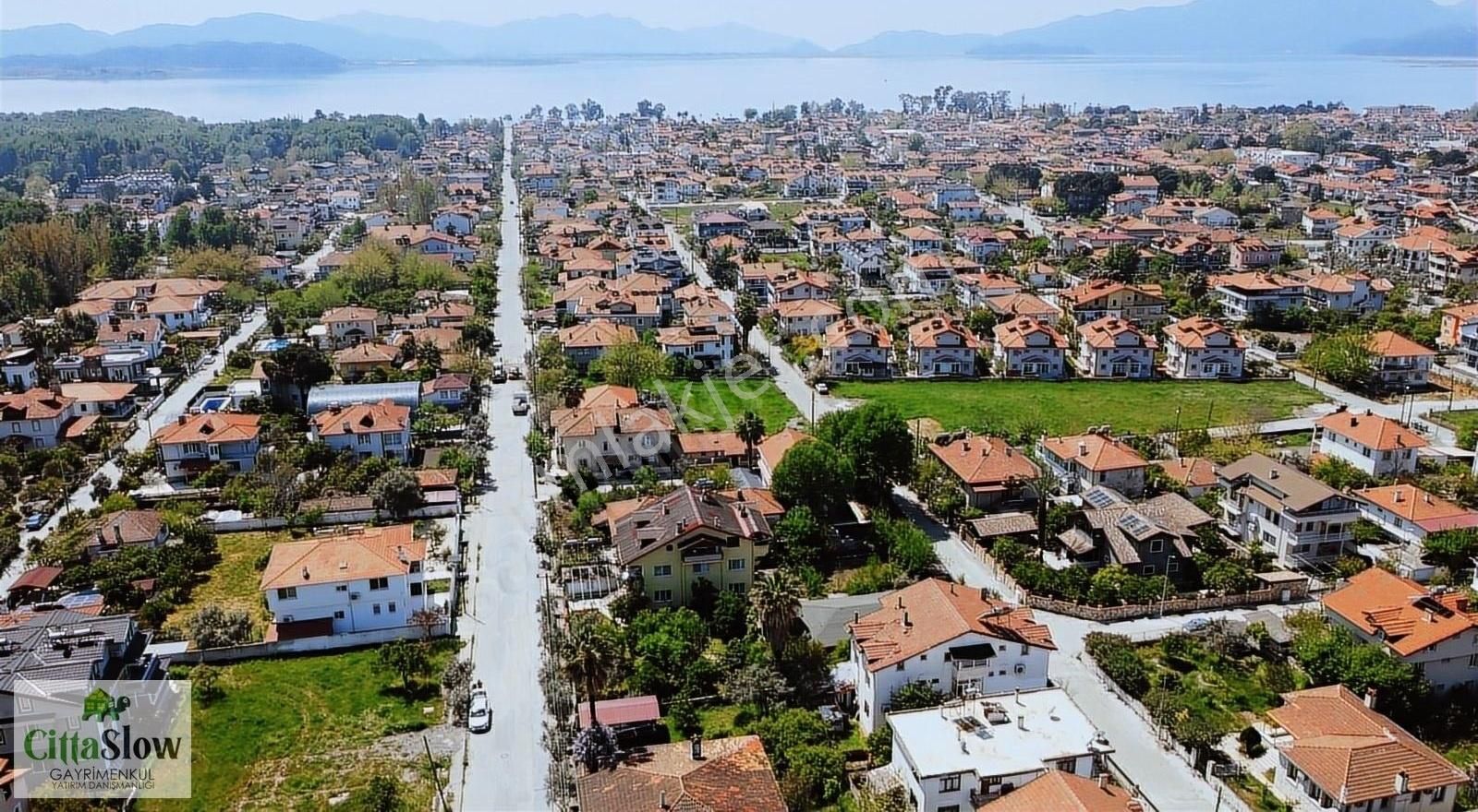 Köyceğiz Gülpınar Satılık Konut İmarlı Gülpınar'da %25/50 İmarlı Köşe Parsel 980m2 Satılık Arsa