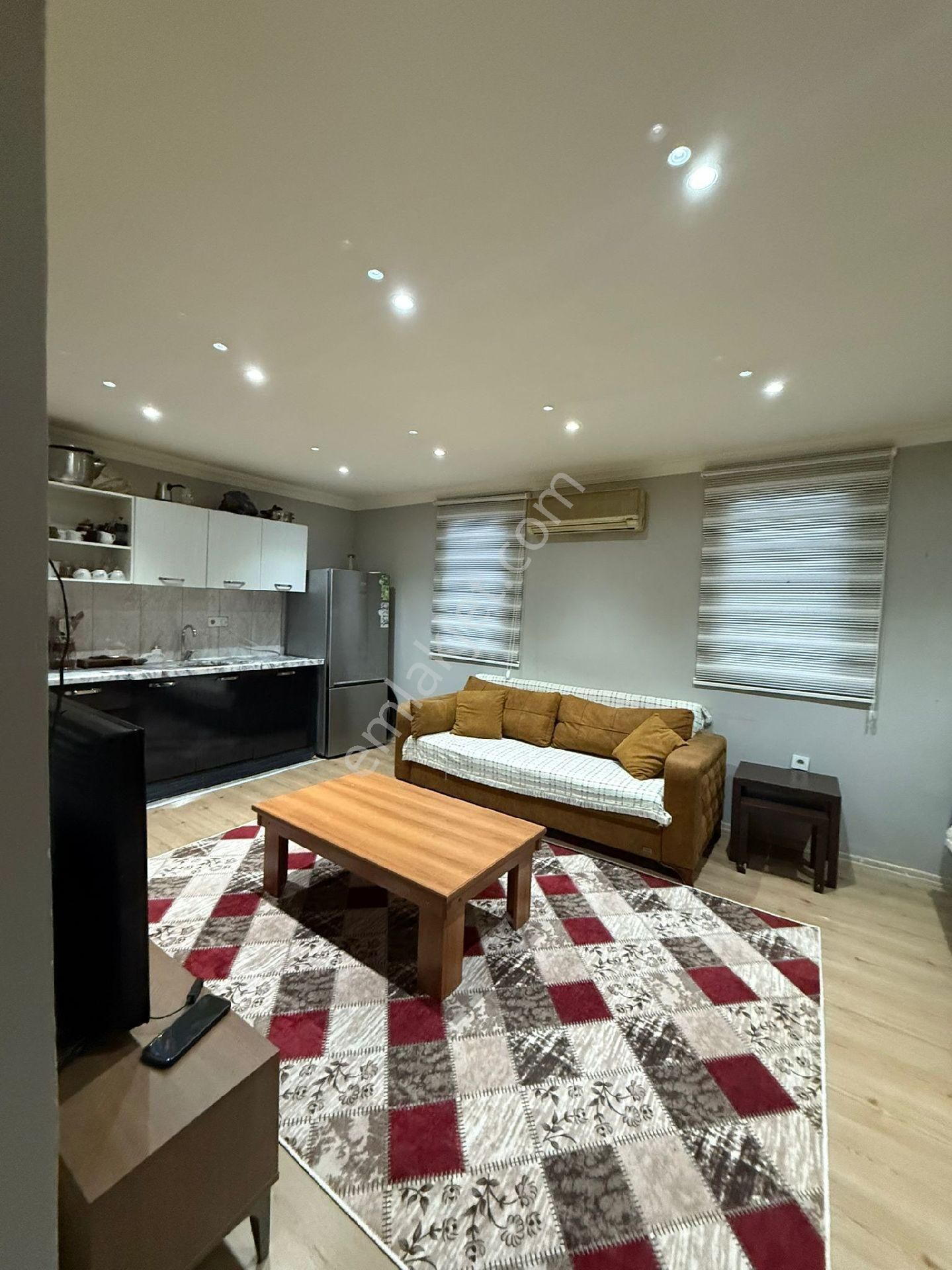 Pazaryerinde Müstakil Eşyalı Kiralık 1+1 Ev - Görsel 14