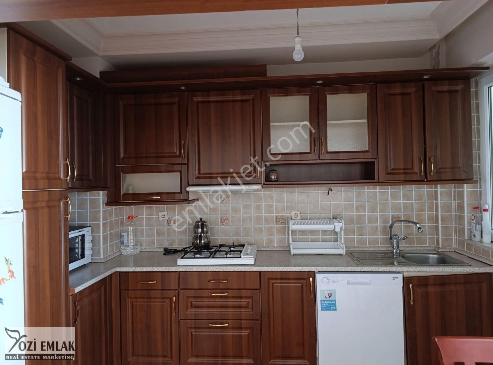 Muratpaşa Güzeloba Kiralık Daire Antalya Guzeloba Denize Yürüme Mesafesinde 3+1 Mobilyalı