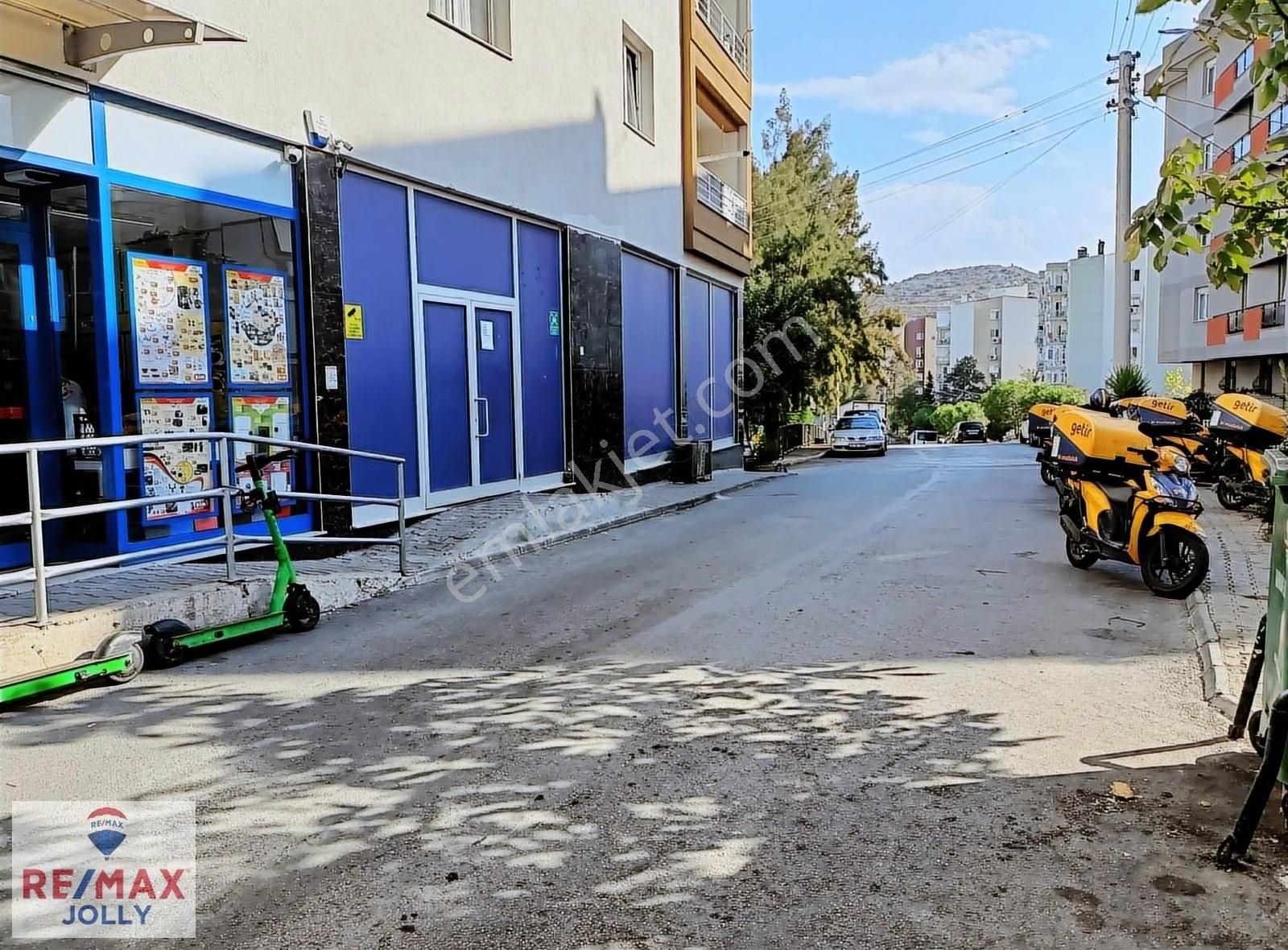 Karabağlar Esentepe Satılık Dükkan & Mağaza İzmir Karabağlar Esentepe Kurumsal Kiracılı 200m² Satılık İşyeri