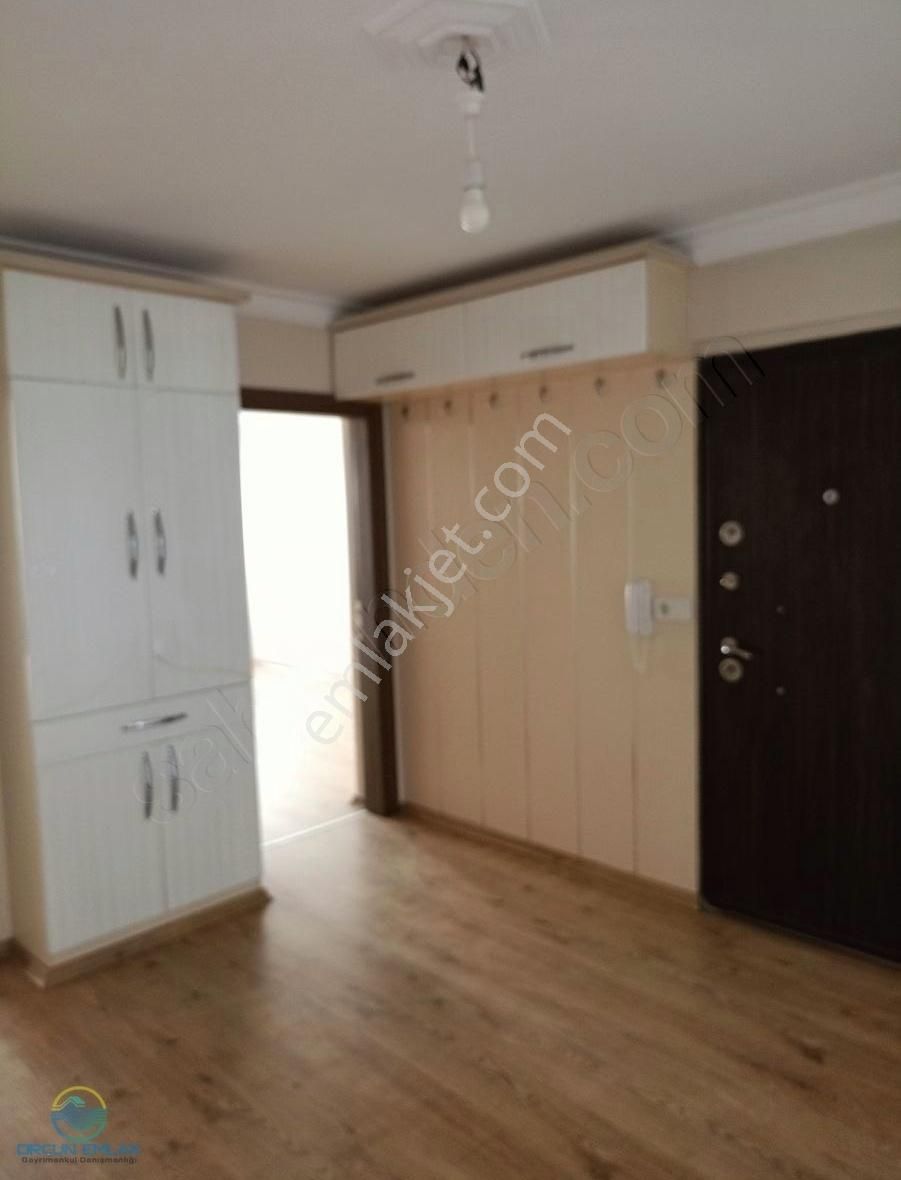 Salihli Mithatpaşa Kiralık Daire Orçun Emlak'tan Altınordu Okulu Arkası Arakat Kiralık 3+1 Daire