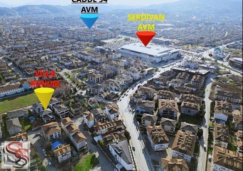 Serdivan Arabacıalanı Satılık Villa Serdivan Avm Ve Cadde54 Avm'ye Çok Yakın Konumda Müstakil Villa