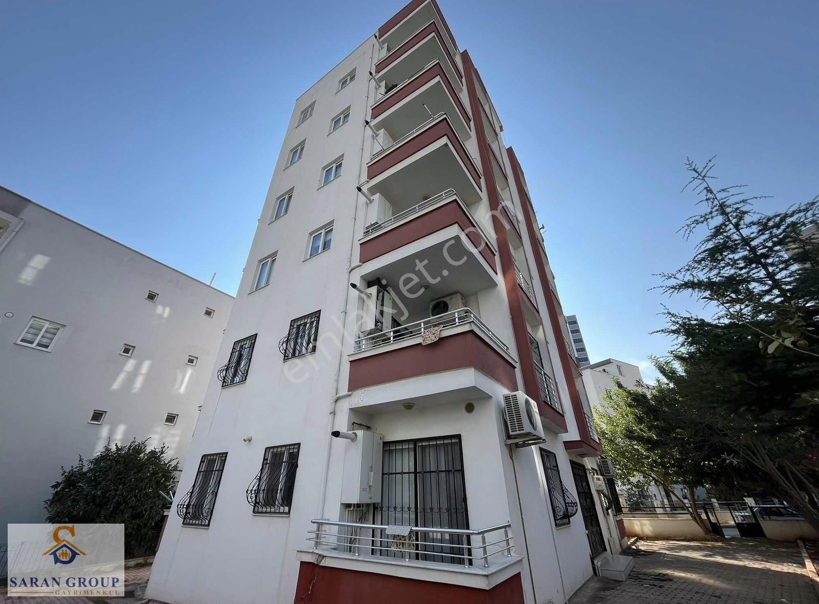 Yenişehir Çiftlikköy Satılık Daire Saran'dan Uygun Fiyatlı 3 Cephesi Açık 2+1 Daire