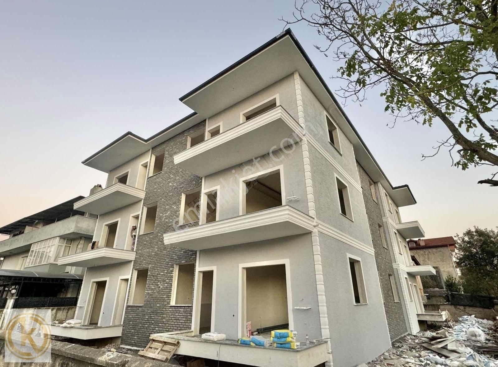 Adapazarı Yağcılar Satılık Daire Kaymak Emlaktan Devoğlu Caddesi Civarı 2+1 105 M2 Satılık Daire