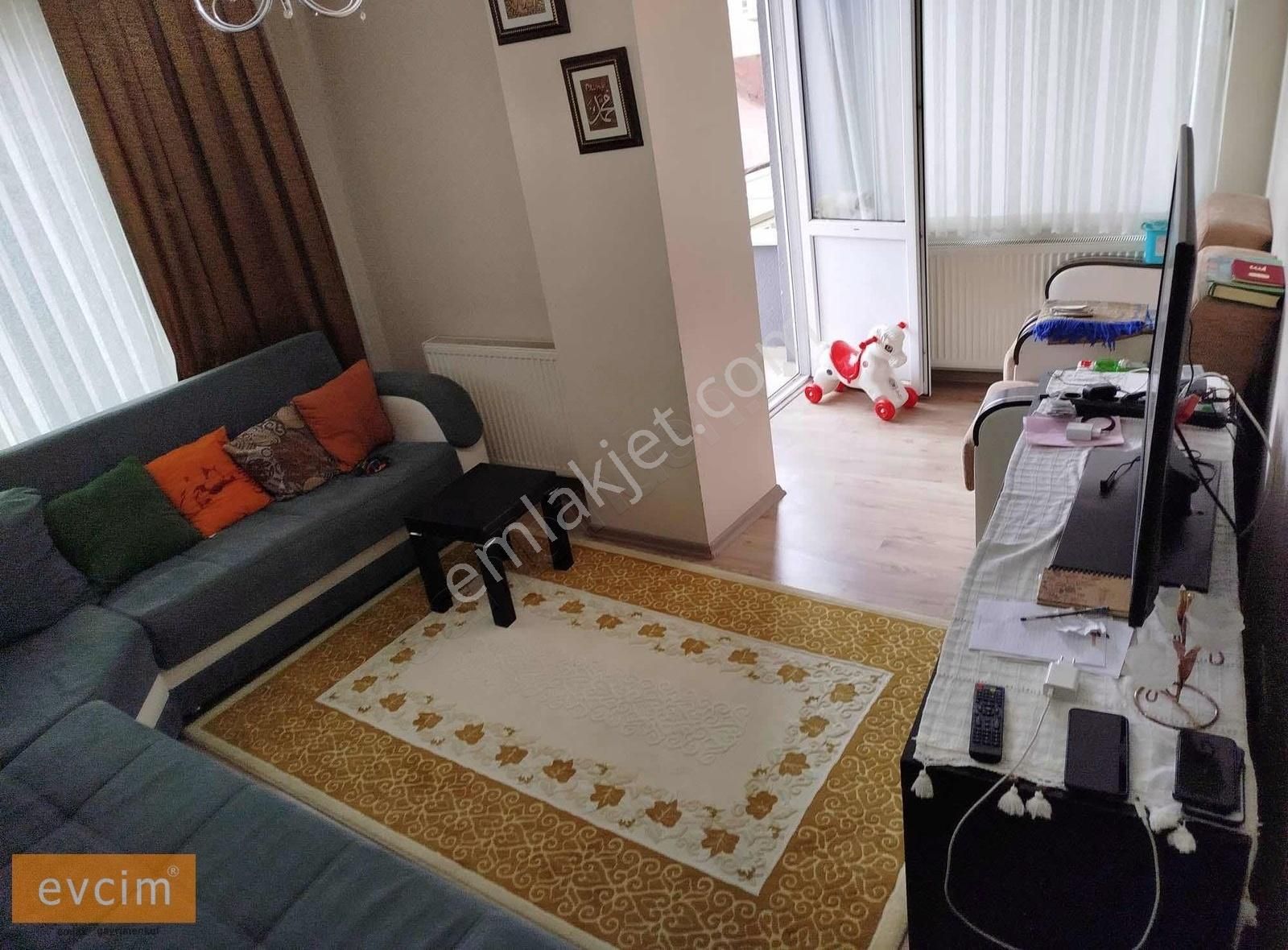 Ümraniye Çakmak Kiralık Daire Şehit Yurdanur Sok 2+1 Asansörlü Kısmi Eşyalı Kiralık Daire