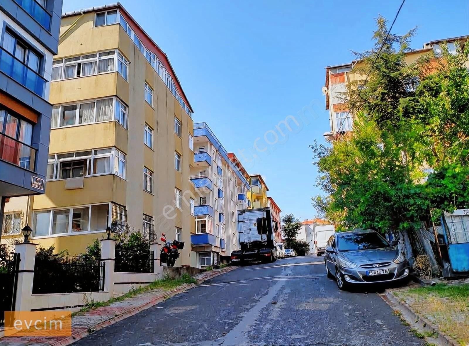 Ümraniye Ihlamurkuyu Kiralık Daire Ihlamurkuyu`da Metroya 10 Dkk Mesafede 2+1 Full Eşyalı Kiralık