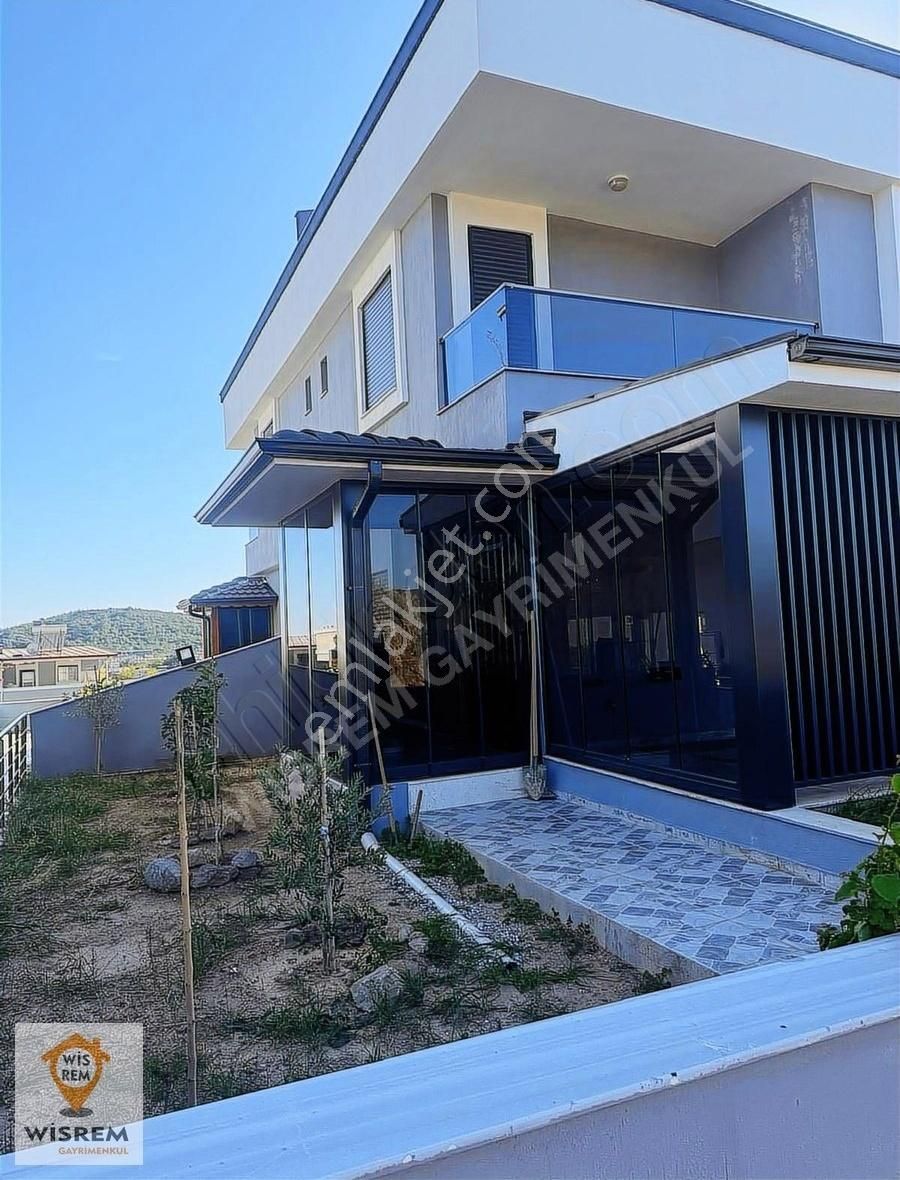 Seferihisar Payamlı'da Özenle Yapılmış Teraslı Lüks Villa - Görsel 19