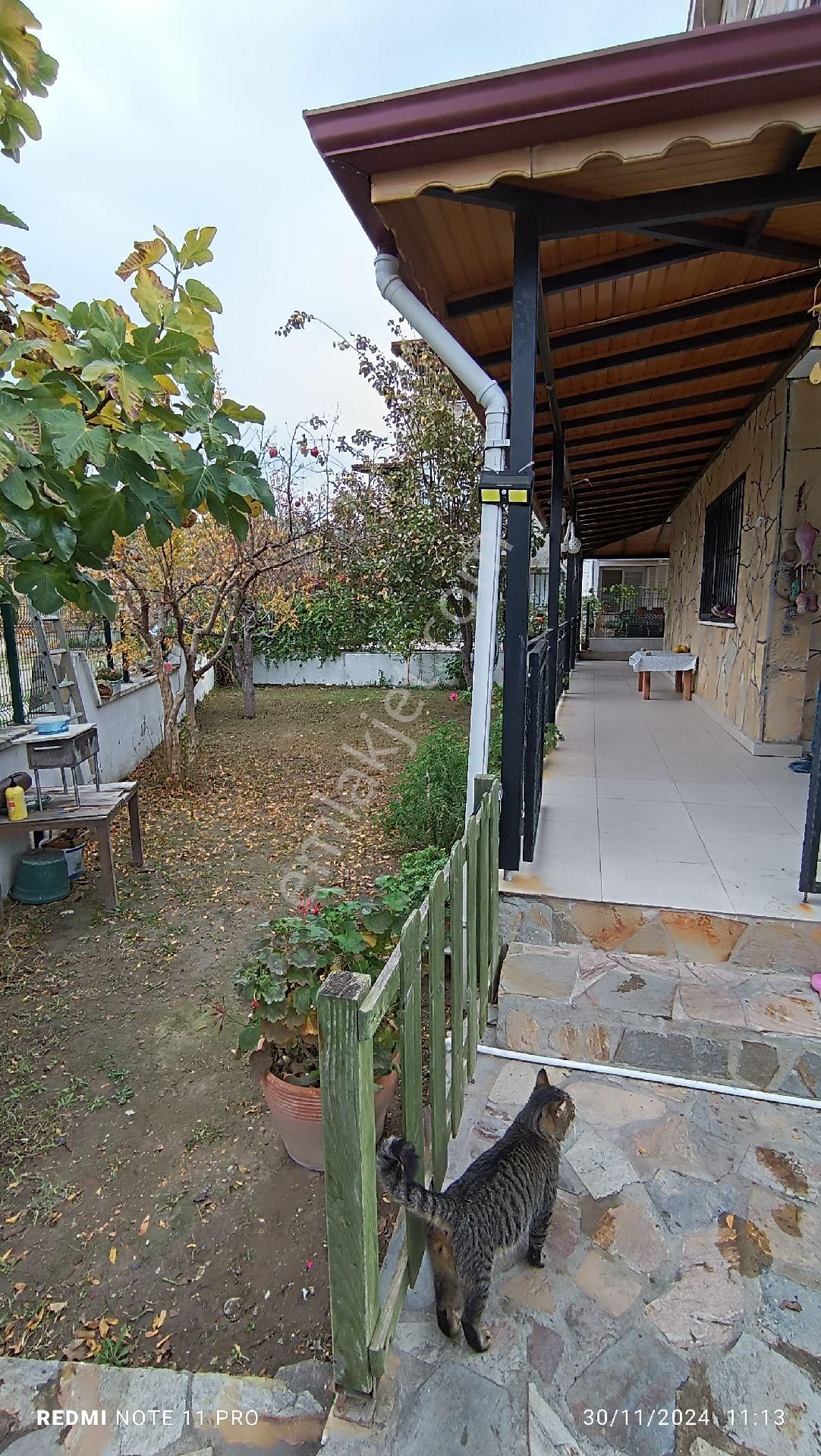 Kuşadası Davutlar Satılık Villa Satılık 4+1 Villa