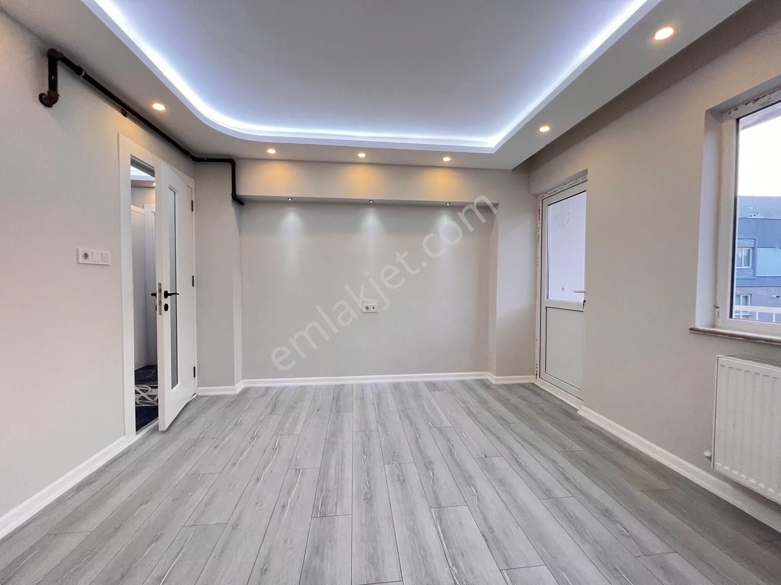 Yunusemre Kuyualan Satılık Daire Kuyualan Mahallesi 3+1 120 M2 5 Katlının 5.katı