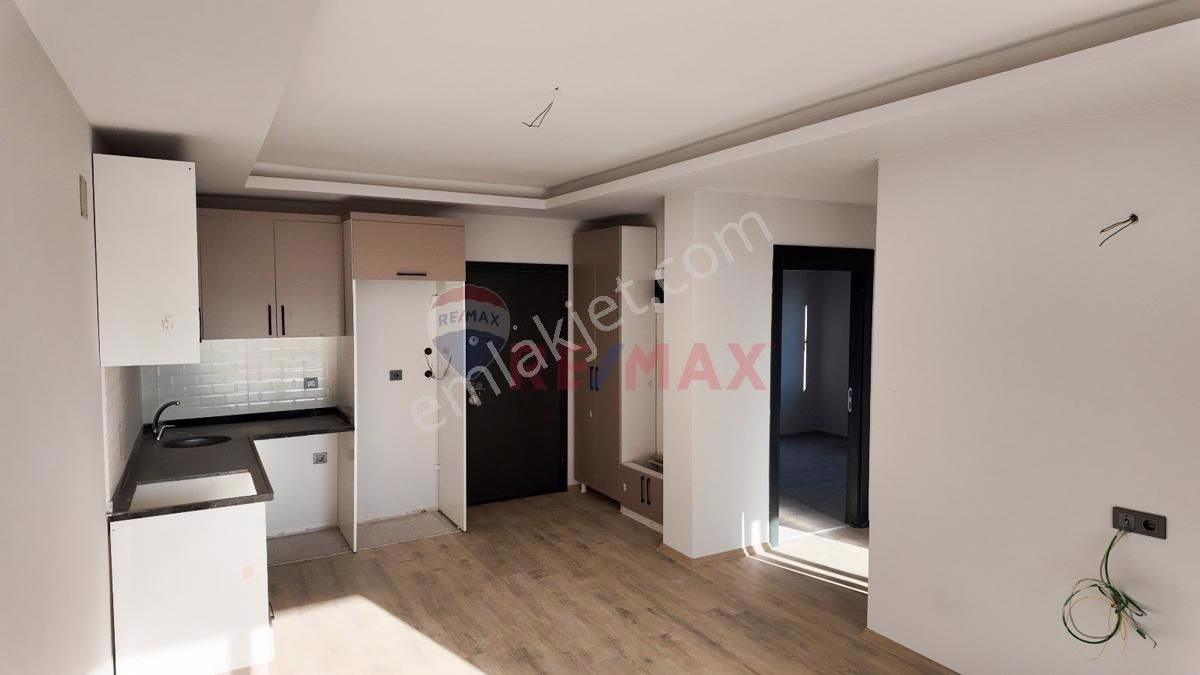 Silifke Yeşilovacık Satılık Daire Remax Tropik'ten Yeşilovacık Binici Avşin'de Satılık 2+1 Daire