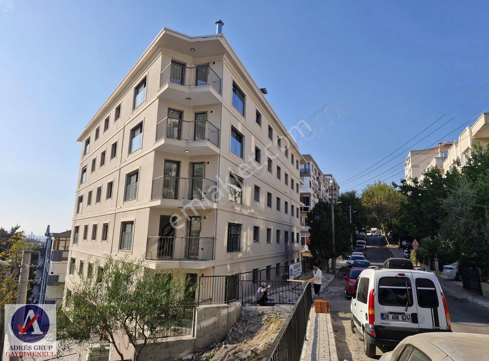 Karabağlar Basın Sitesi Satılık Daire İzmir Basın Sitesi Mh.lüx Sıfır Daireler