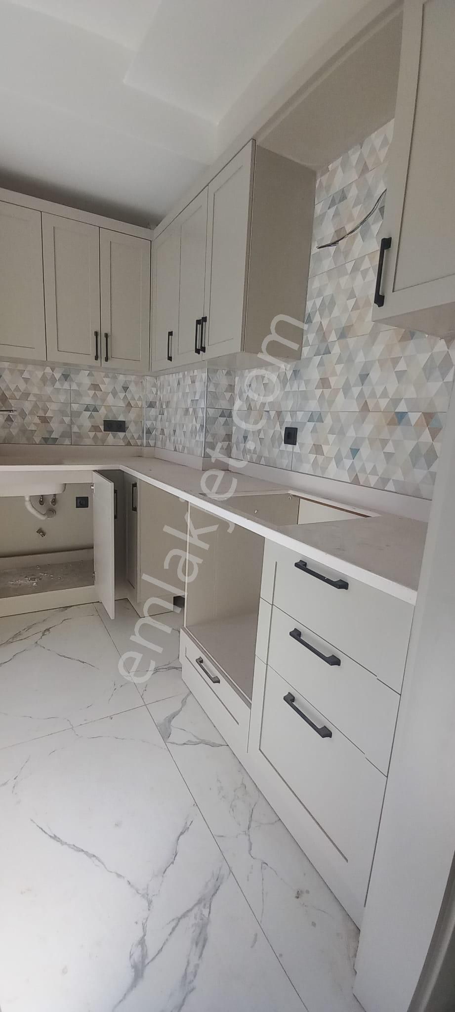 Mezitli Kuyuluk Kiralık Daire Hcl'den Kuyulukta 2+1 Kiralık Doğalgazlı Sıfır Daire