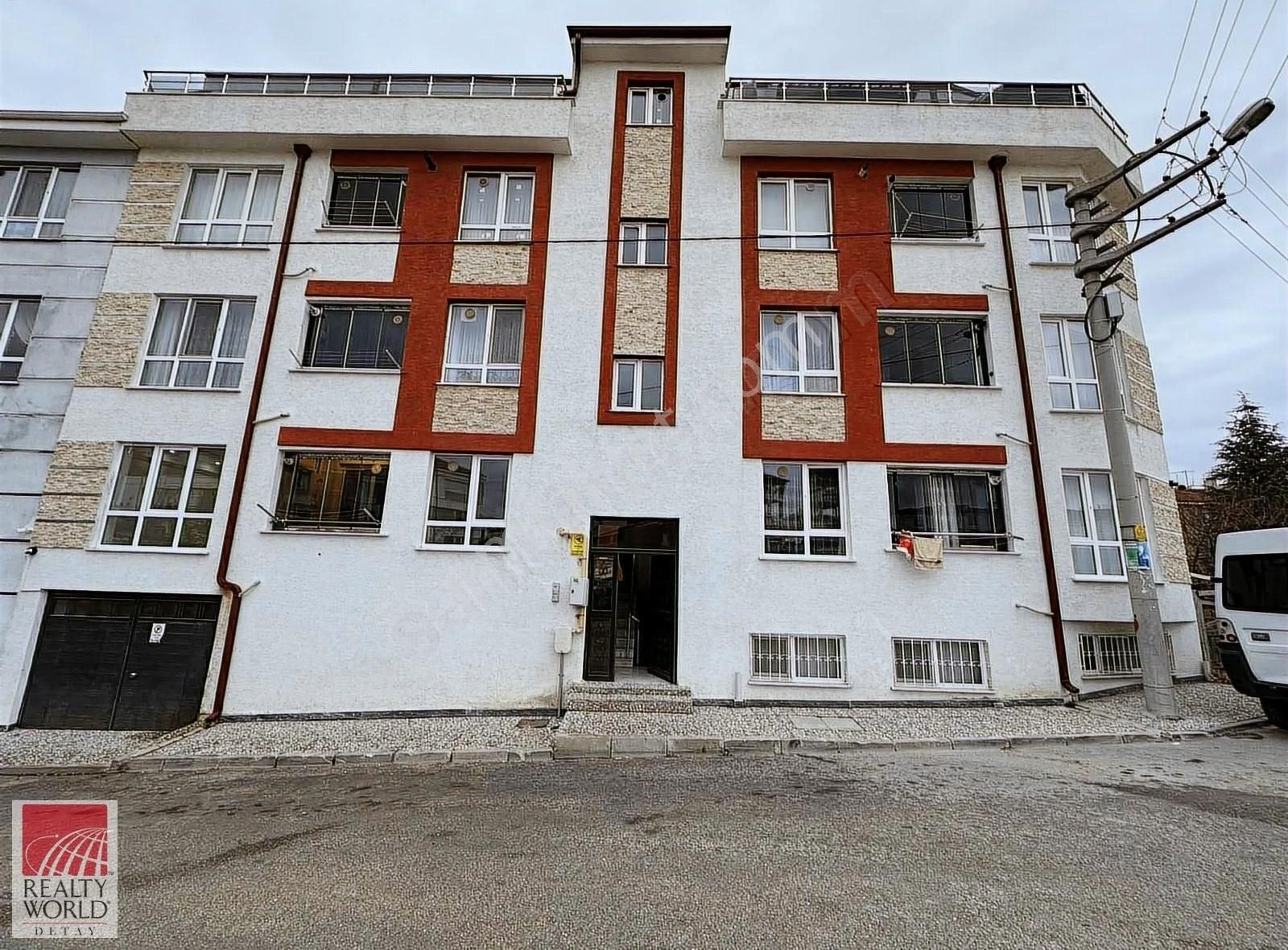 Tepebaşı Çamlıca Satılık Daire Eskişehir Çamlıca Mh. Ayça Sk. 3 +1 Satılık Daire