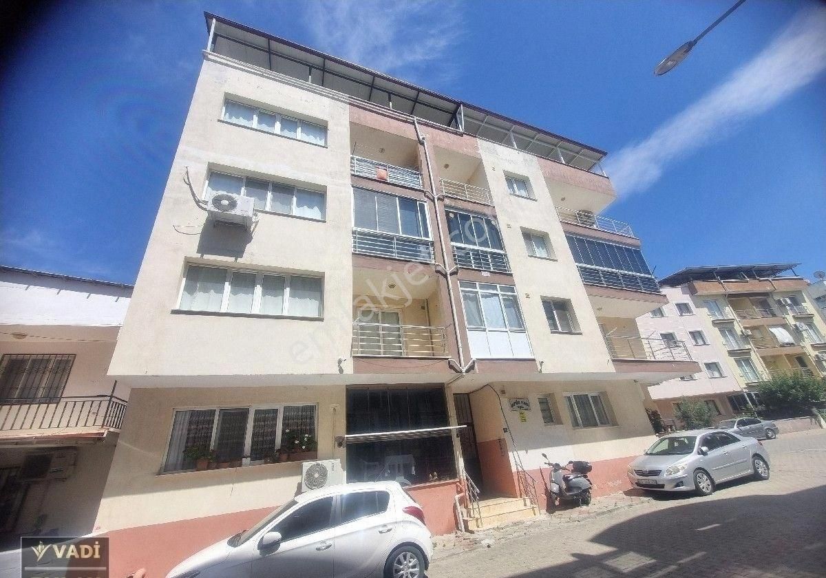 Kuşadası Davutlar Satılık Daire Kuşadası Davutlar Merkezde Satılık 2+1 Daire