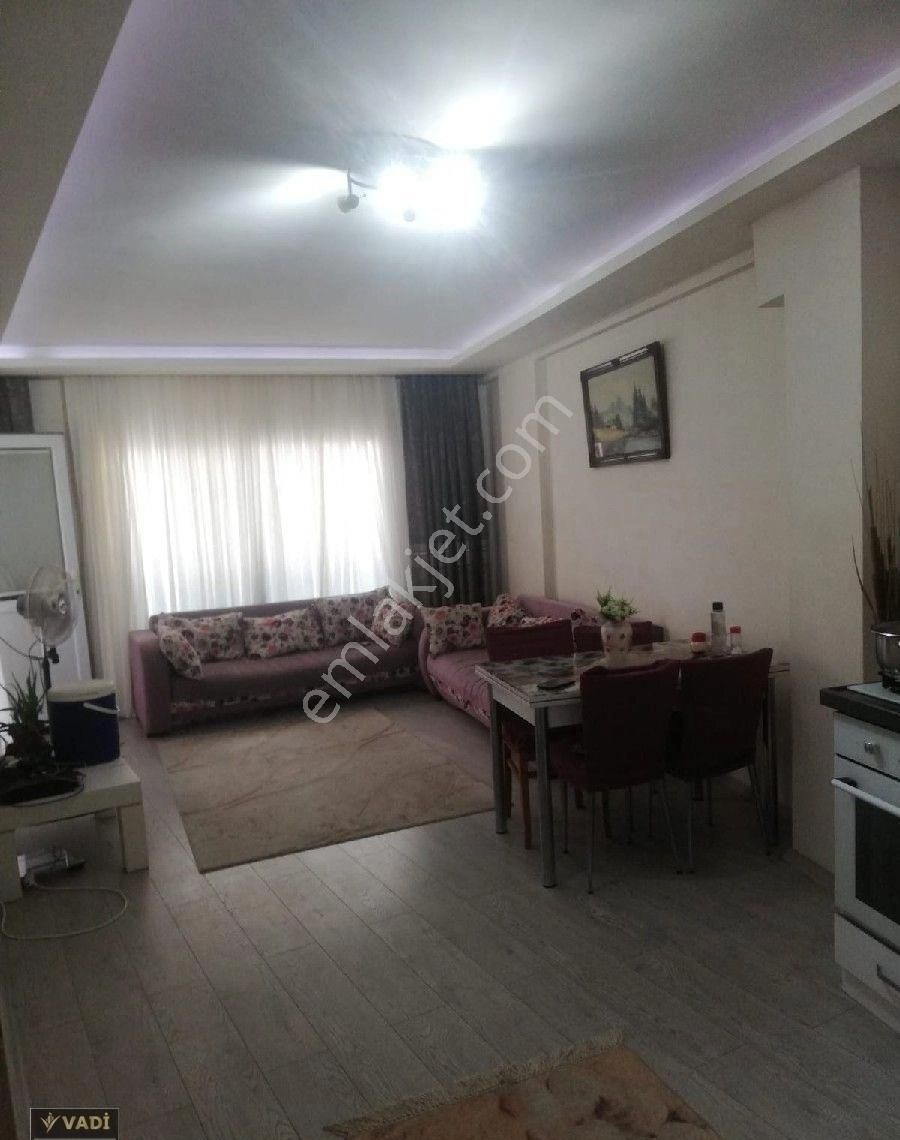 Kuşadası Davutlar Satılık Daire Kuşadası Davutlar Merkezde Satılık Eşyalı 5+1 Dubleks Daire