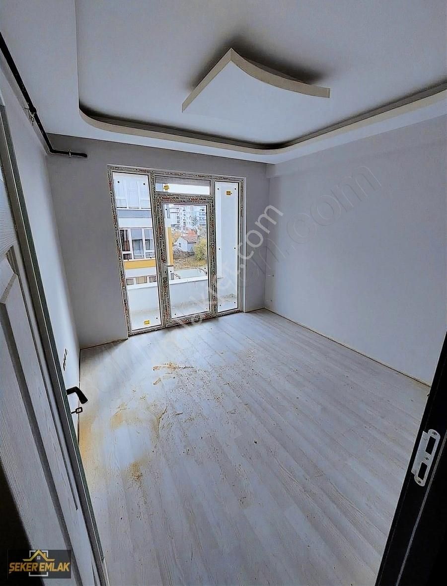 Odunpazarı 71 Evler Satılık Daire Şeker Emlktn 71 Evler Mah.tarih Blv. Yakını 50 M² 1+1 Lüx Daire