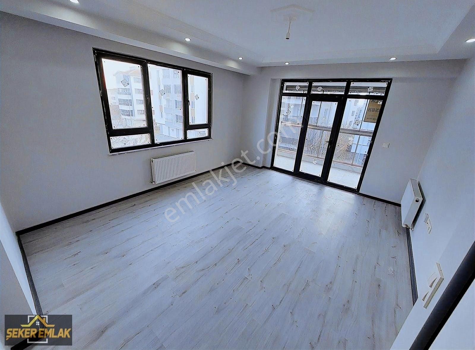 Odunpazarı Emek Satılık Daire Şeker Emlaktn Emek Mah.albayrak Cad. Yakını 130 M² 3+1 Lüx Daire