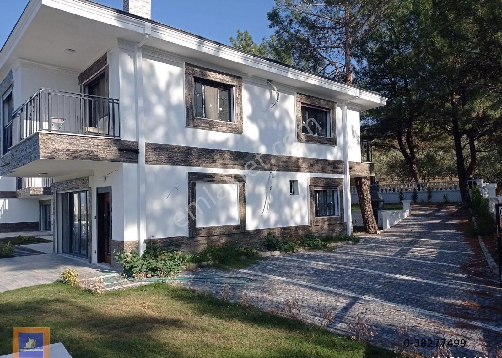 Kuşadası Güzelçamlı Satılık Villa Full Deniz Manzaralı Ve Doğanın İçinde Sıfır 4+1 Dubleks Villa