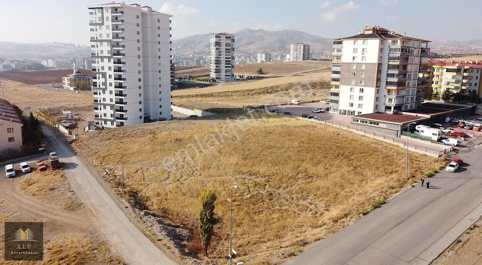 Yenimahalle Kuzey Yıldızı Satılık Ticari İmarlı Alp Gayrimenkul'den Kuzey Yıldızında Konut+ticari Tek Tapu Arsa