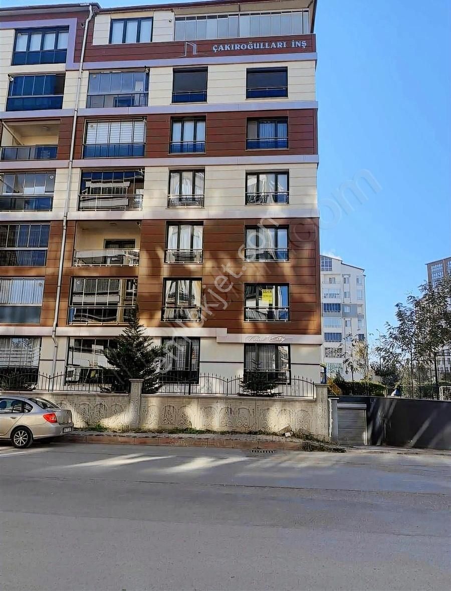 Sivas Merkez Kardeşler Kiralık Daire Kardeşlerde 4+1 Arakat Full Yapılı Kiralık Daire