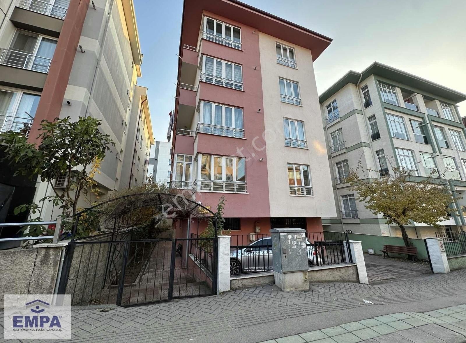 Odunpazarı Göztepe Satılık Daire Empa'dan Göztepe Mah. Dumlupınar Cad. 2+1 110m² Fırsat Satılık