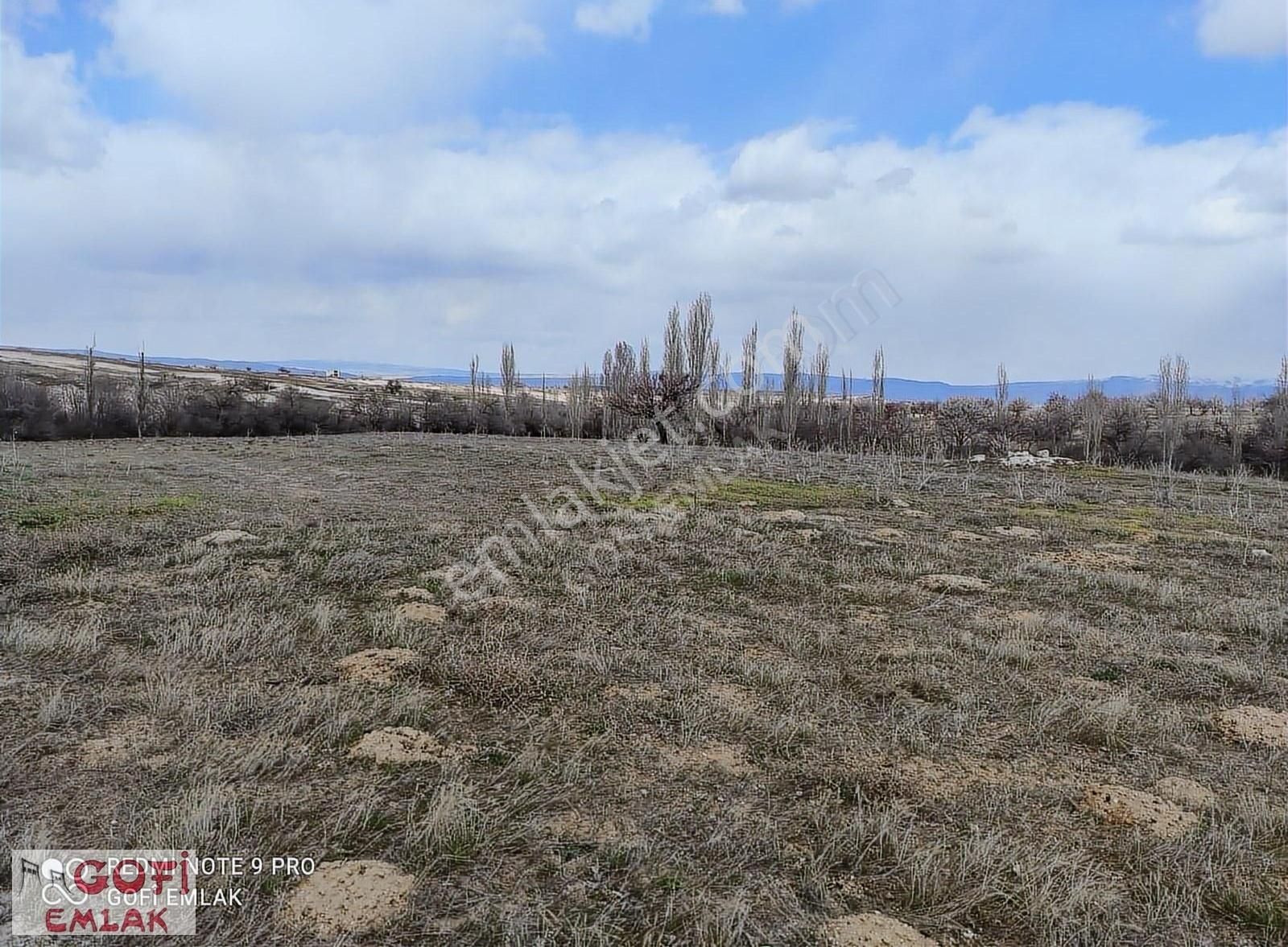 Nevşehir Merkez Nar Bld. (Aşağı) Satılık Bağ & Bahçe Gofi Emlak'tan Gülşehir Yolu Depo Bölgesinde Yatırımlık Arazi