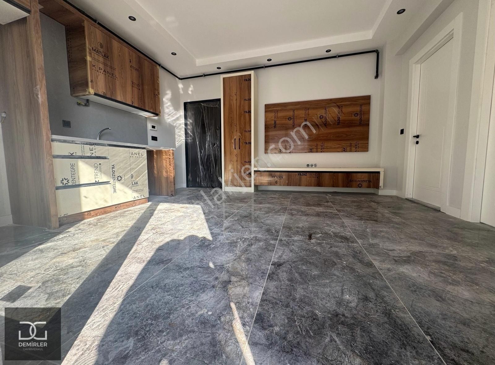 Merkezefendi Selçuk Bey Satılık Daire Demirler'den Selçukbey'de Merkezi Konumda 60m² 1+1 Satılık Apart