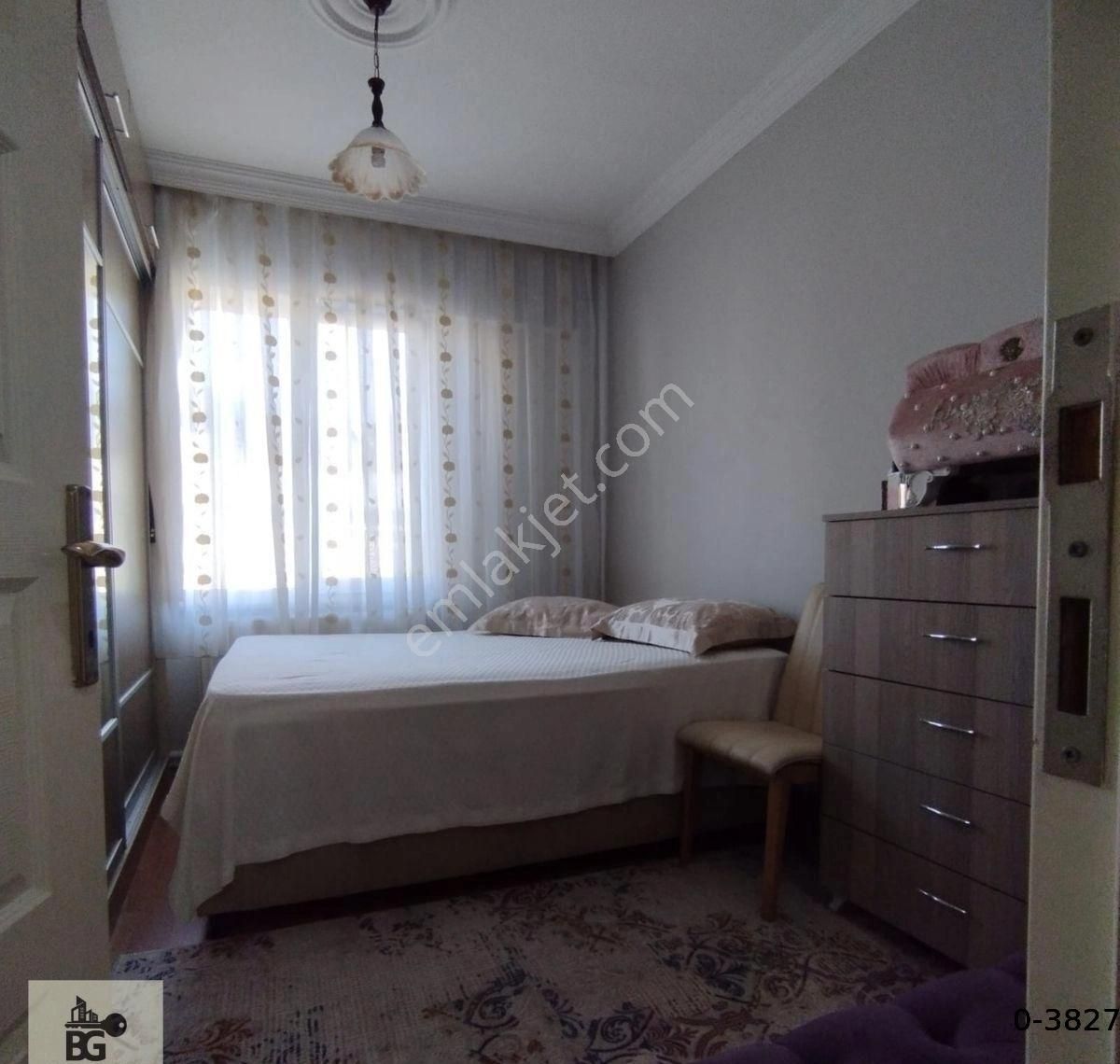 Silivri Alibey Satılık Daire Büşra Gayrimenkulden Satılık Daire 2+1 Kat4 Masrafsız Doğalgazlı Kombili 87m2