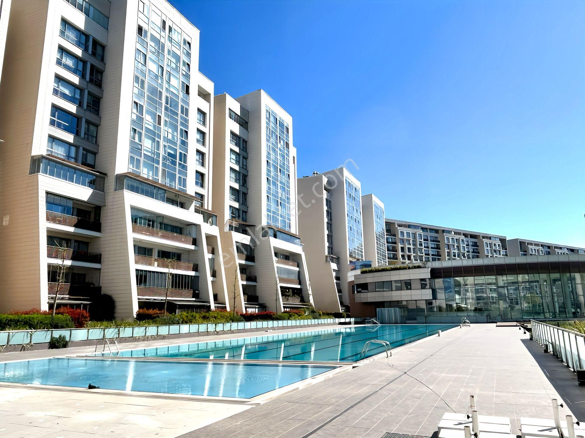 Sancaktepe Emek Satılık Daire Seeworld Sinpaş Aqua City 2010 1+1 Satılık 72m2 Aquacity 2010