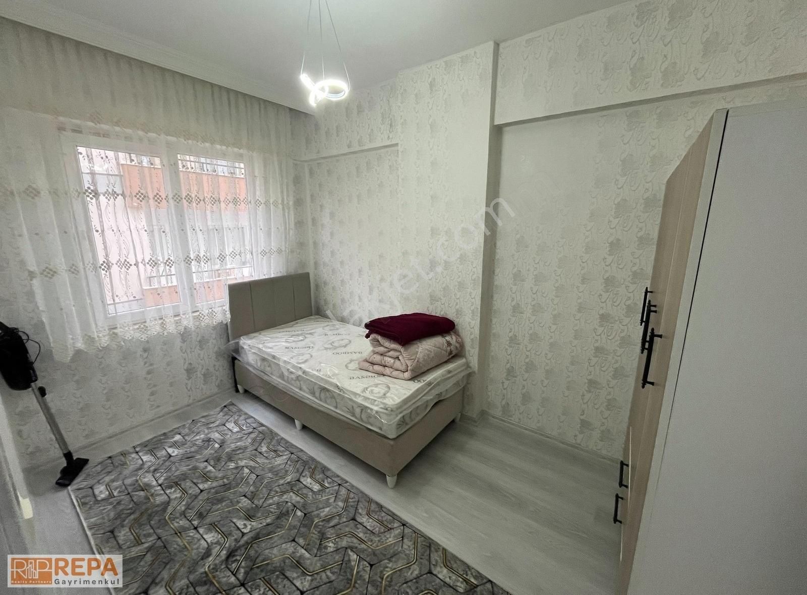 Şahinbey Yeditepe Kiralık Daire Repa Gayrimenkul Ertuğrul Değer'den Kiralık Eşyalı 1+1