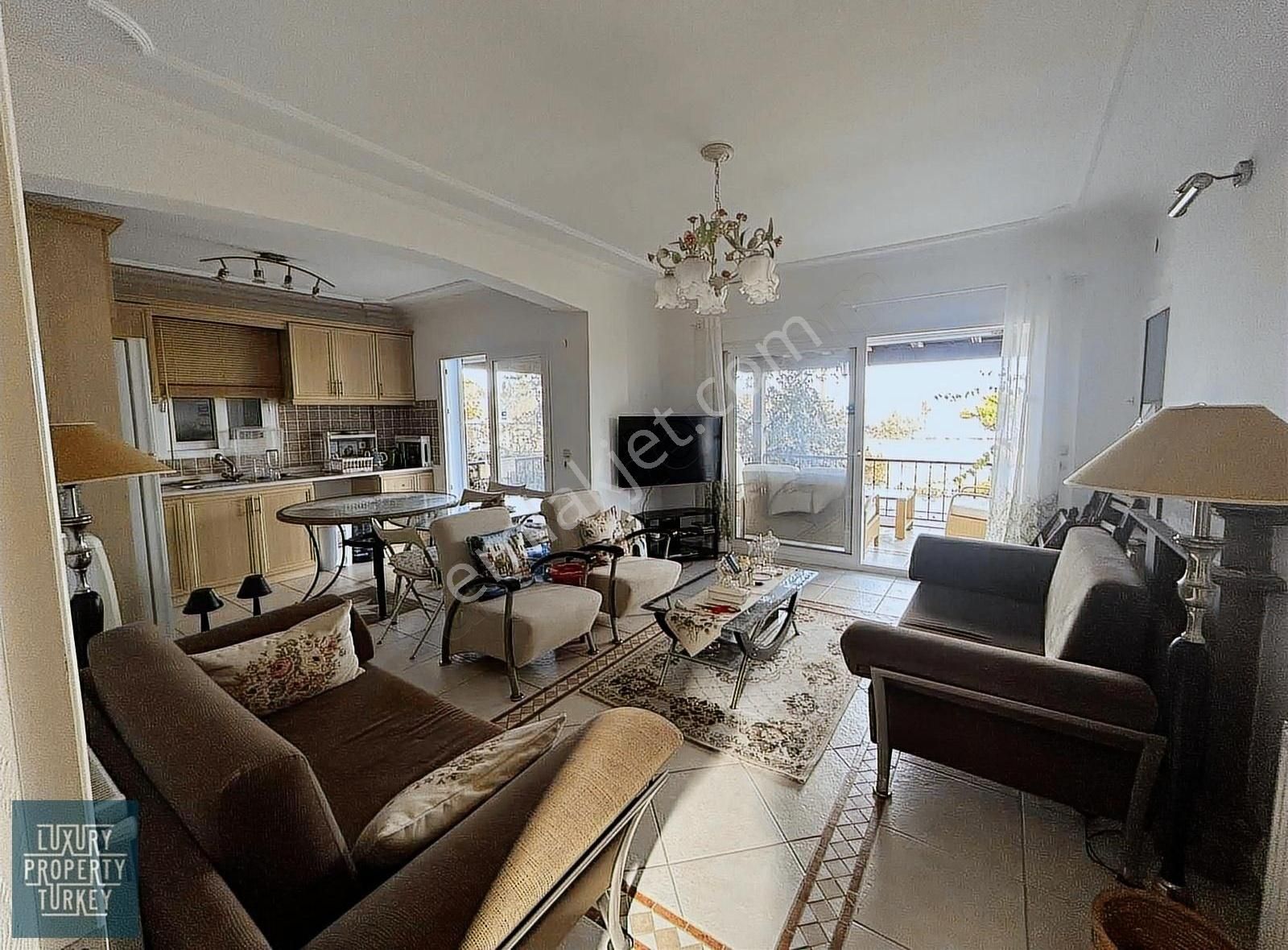 Yalıkavak'ta Deniz Manzaralı Bahçeli 3+1 Villa - Görsel 6