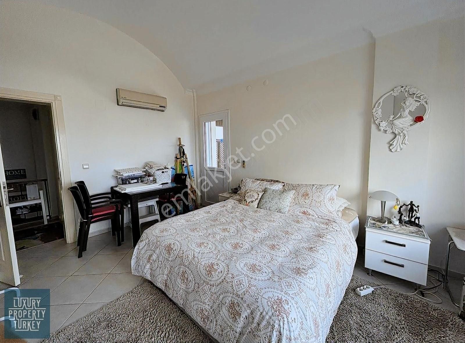 Yalıkavak'ta Deniz Manzaralı Bahçeli 3+1 Villa - Görsel 24