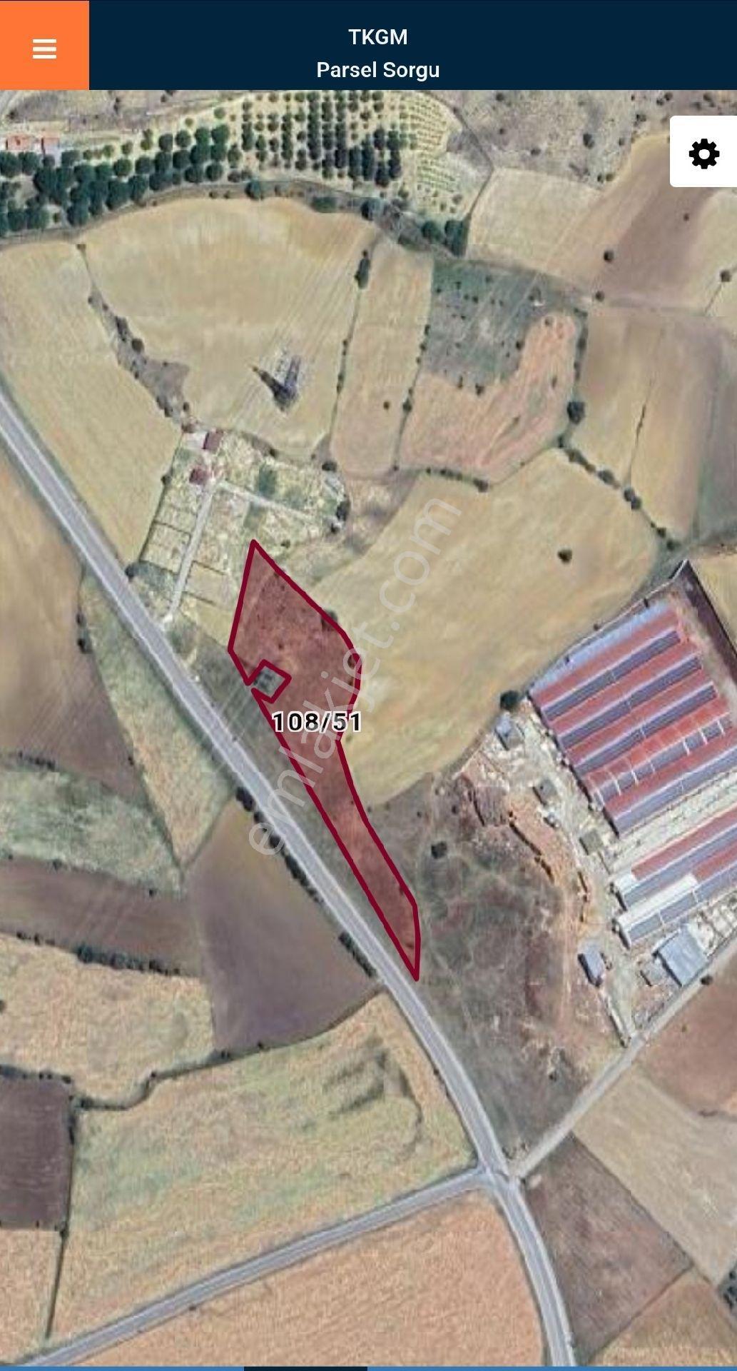 Kazan Çubuk Yolunda 6 Dönüm Müstakil Arazi Tarla Elektrik Suyu Alınabiliyor - Görsel 3