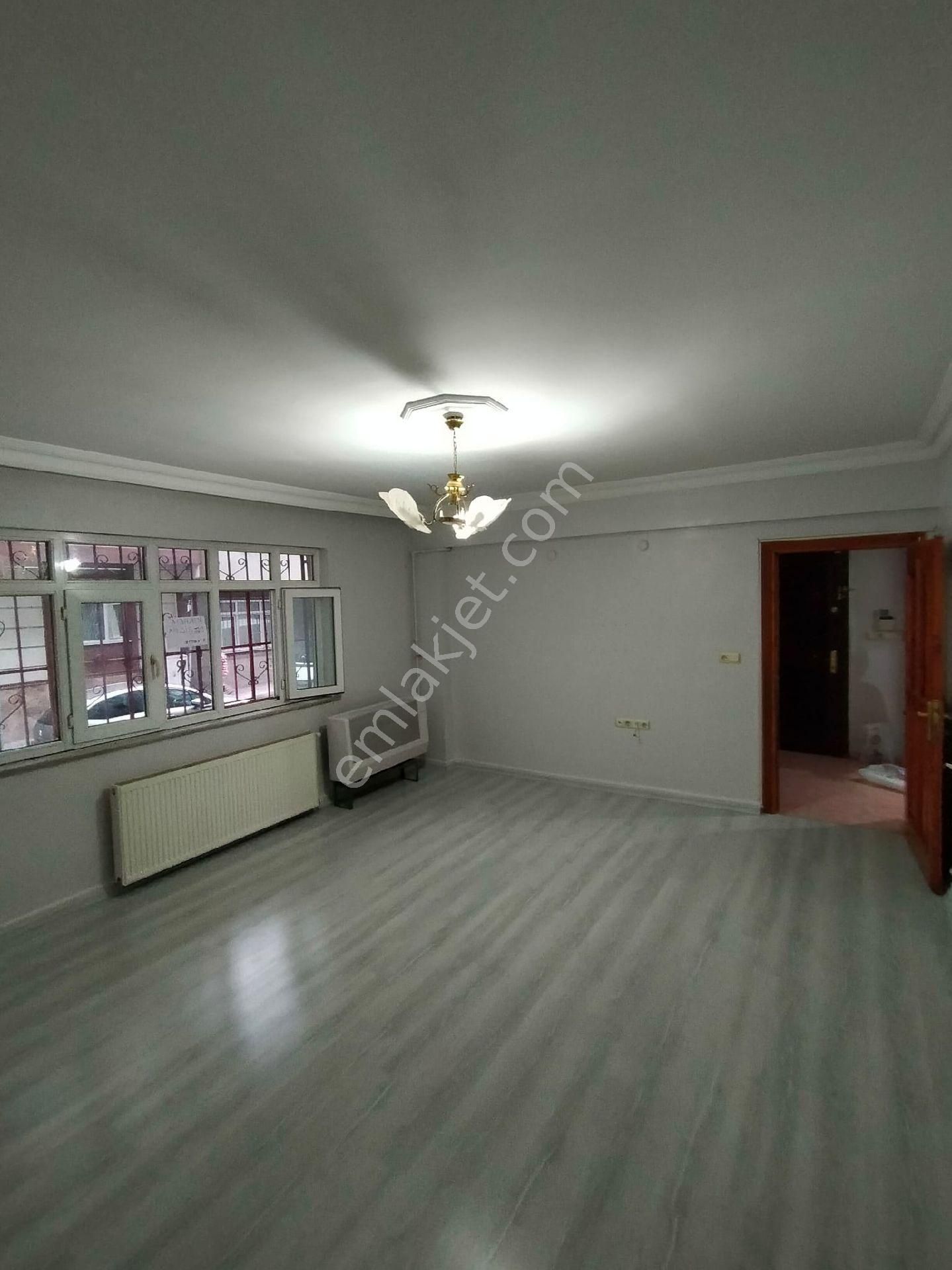 Sultangazi Cebeci Kiralık Daire Merkezi Konumda Kiralık Yüksek Giriş Kat Daire 2+1 90m2 İstanbul Sultangazi Uğumumcu Mahallesinde