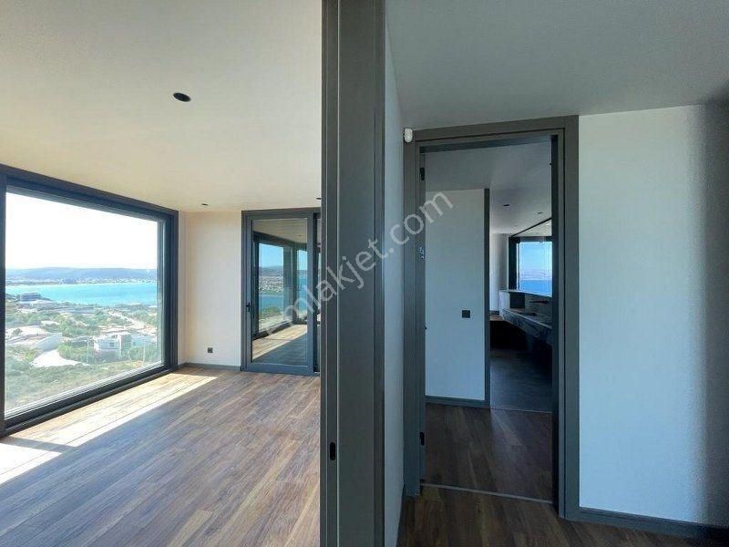 İzmir Çeşme Ardıç Full Deniz Manzaralı Havuzlu 5+2 Tripleks Lüks Villa - Görsel 21