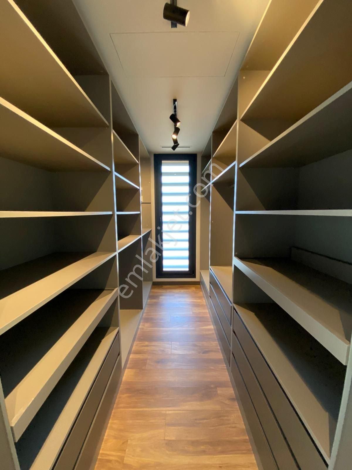 İzmir Çeşme Ardıç Full Deniz Manzaralı Havuzlu 5+2 Tripleks Lüks Villa - Görsel 19