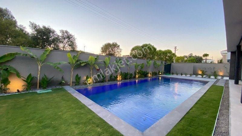 İzmir Çeşme Alaçatı Havuzlu Geniş Bahçeli 4+1 Dubleks Lüks Müstakil Villa - Görsel 7