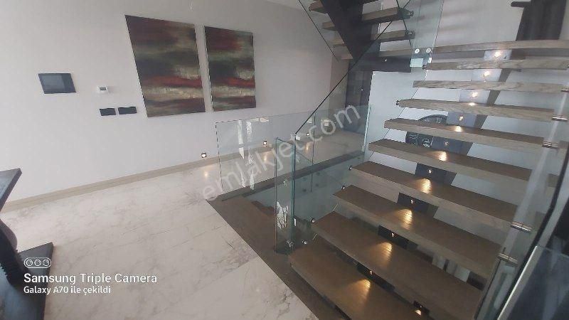 Izmir Cesme Ardic Sea View Detached Triplex Villa With Elevator And Pool, 6+2 Rooms - Görsel 26