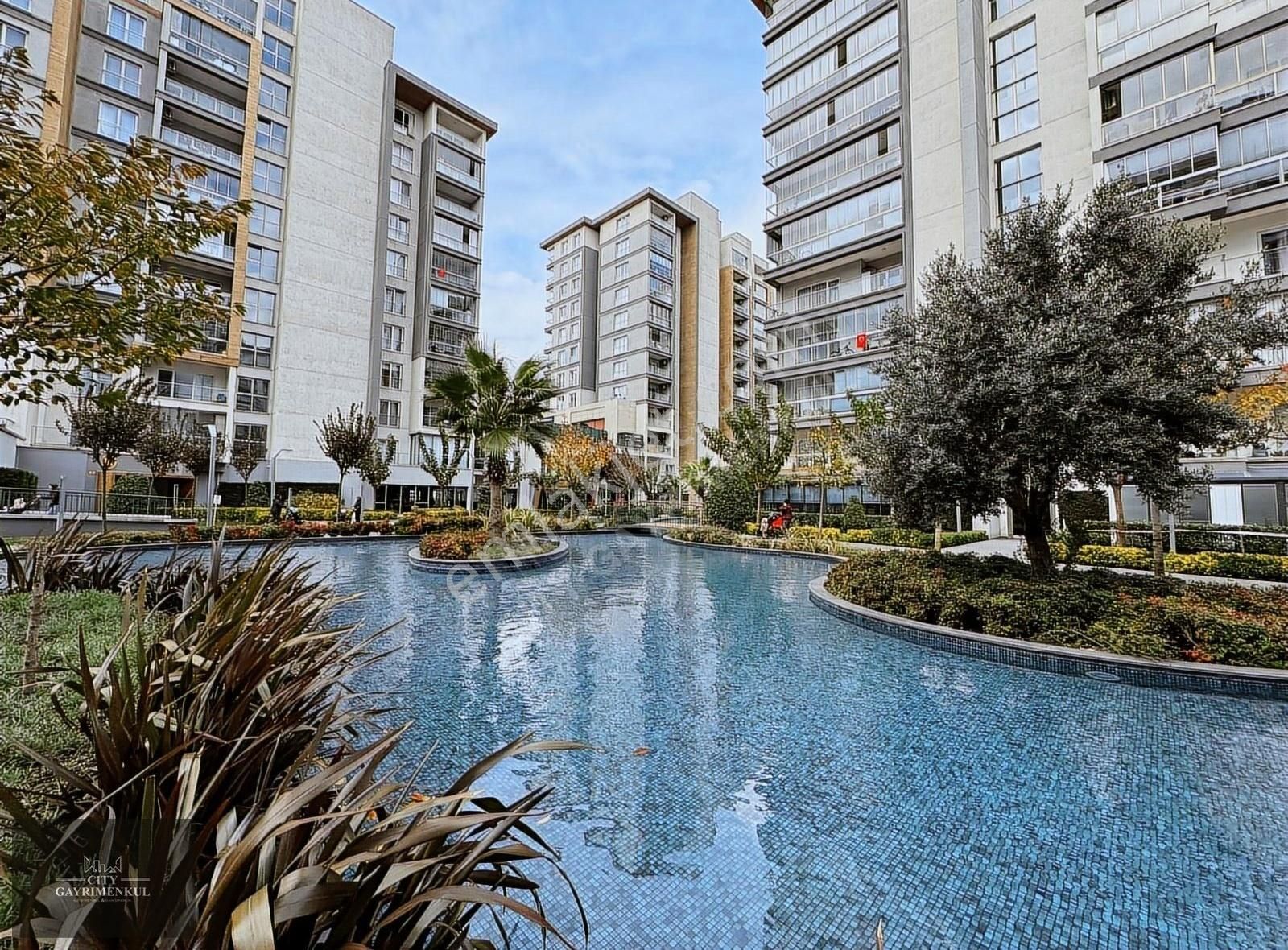 Küçükçekmece İnönü Satılık Daire Halkalı Avrupa 4.konutları Full Peyzaj 3+1 Satılık 173 M2 Daire