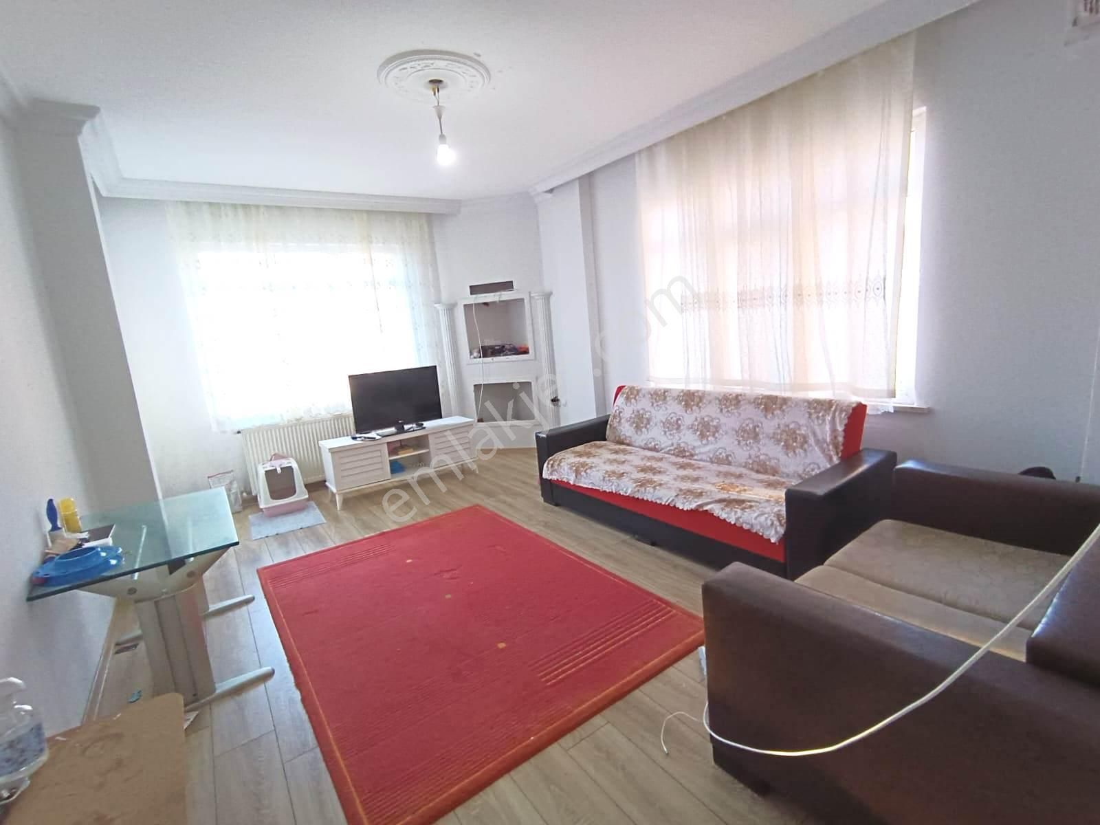 Pendik Esenyalı Satılık Daire Satılık Daire Pendik Esenyalı Mahallesi