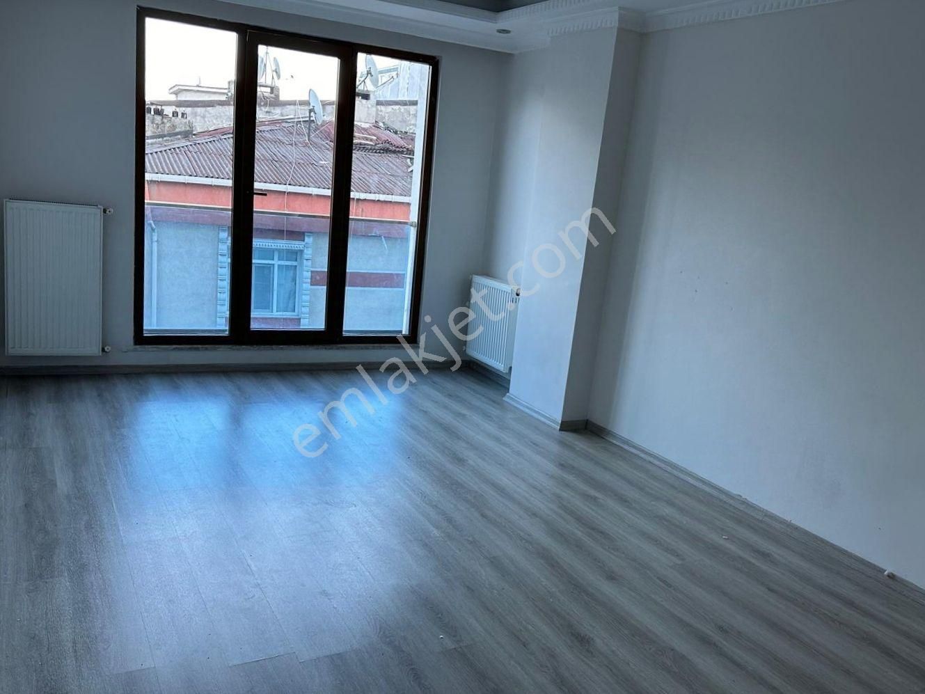 Esenyurt Yeşilkent Kiralık Daire Esenyurt Yeşilkent'te 2+1 Kiralık Daire Asansörlü