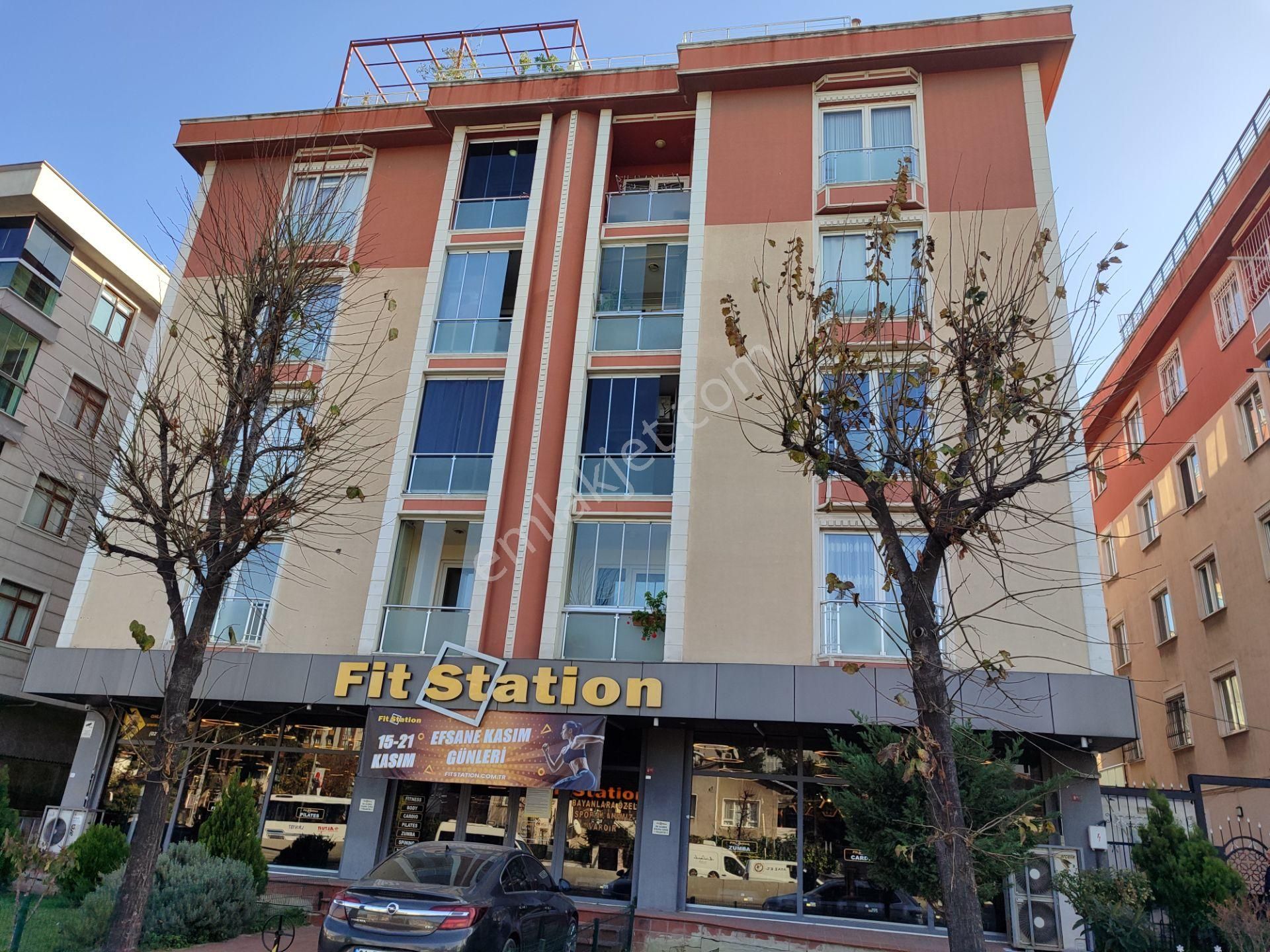 Bahçelievler Soğanlı Satılık Daire Bahçelievler Devlet Hastanesine Yakın Site İçinde 3+1 Kapalı Otoparklı Satılık Daire