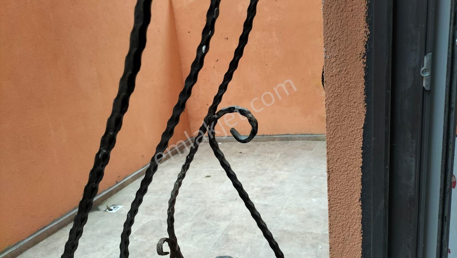 Esenler Namık Kemal Mah 2+1 Bodrum Daire - Görsel 18