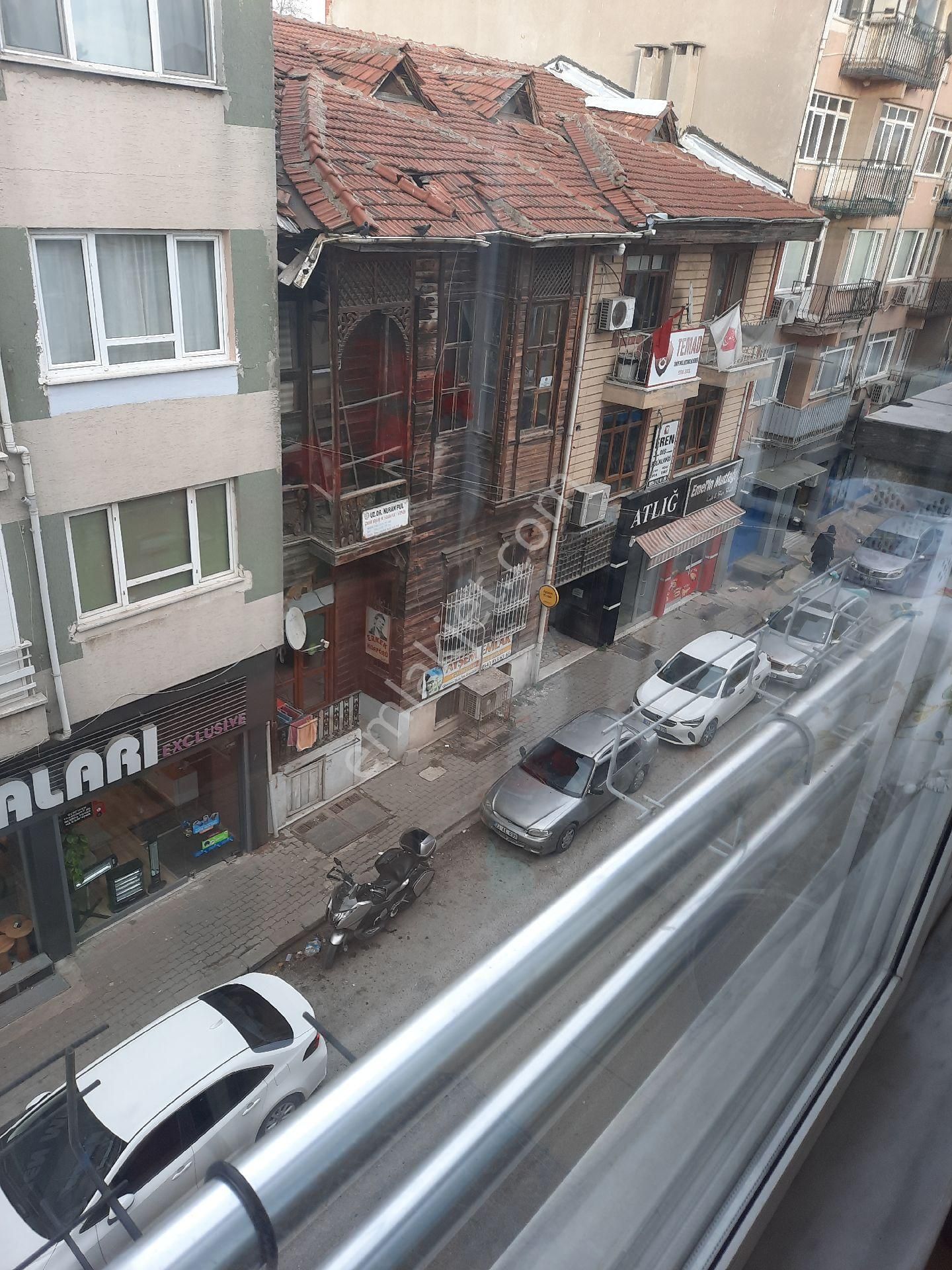 Edirne Merkez Dilaverbey Satılık Daire Çarşının Göbeğinde 2+1masrafsız Daire