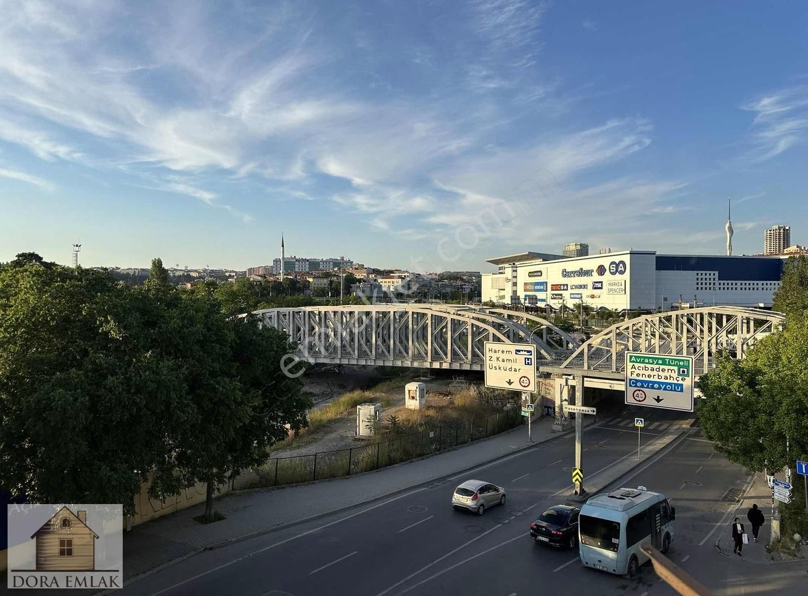 Kadıköy Rasimpaşa Satılık Daire Üsküdar Dora Emlaktan Rıhtıma Yakın Yeldeğirmeninde Arakat